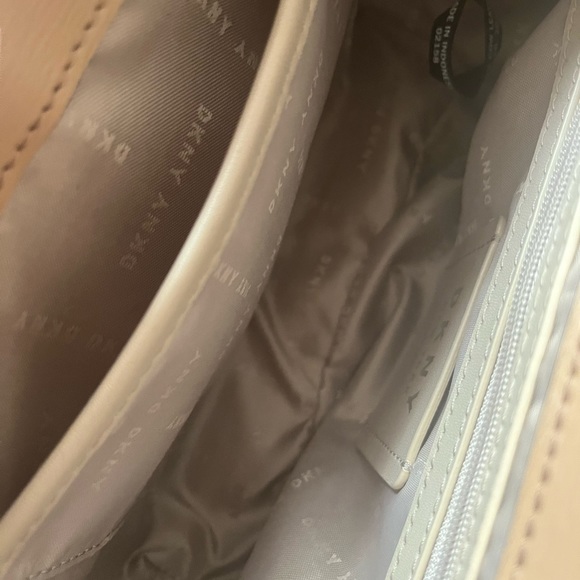 DKNY Paige Small Zip Top Satchel Purse - Picture 4 of 8